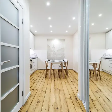 Inshiapartments On Knyazya Romana Apartamento *