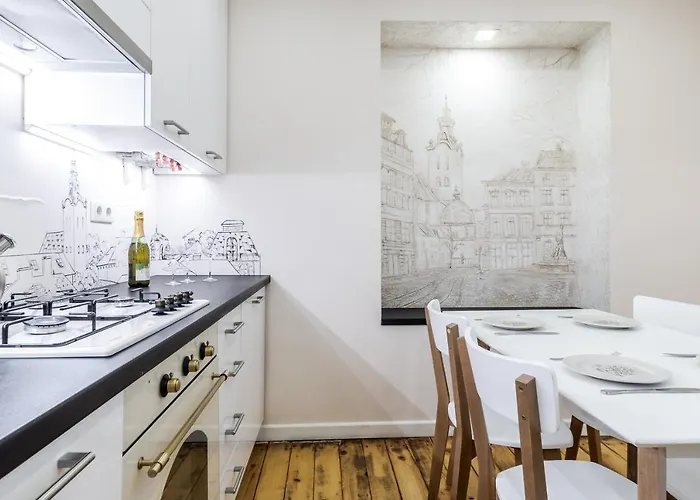 דירה Inshiapartments On Knyazya Romana לבוב