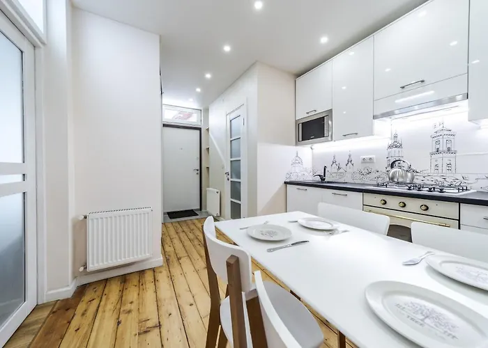 Апартаменты Inshiapartments On Knyazya Romana