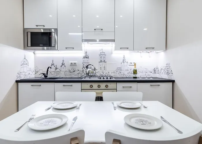 Inshiapartments On Knyazya Romana לבוב