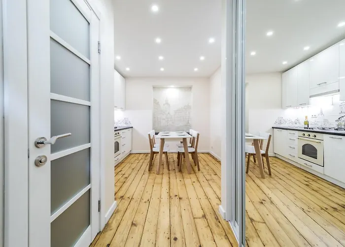 Inshiapartments On Knyazya Romana דירה *