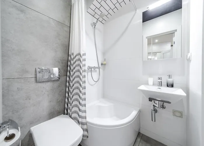 Апартаменты Inshiapartments On Knyazya Romana