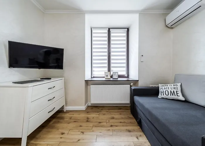 Inshiapartments On Knyazya Romana דירה לבוב